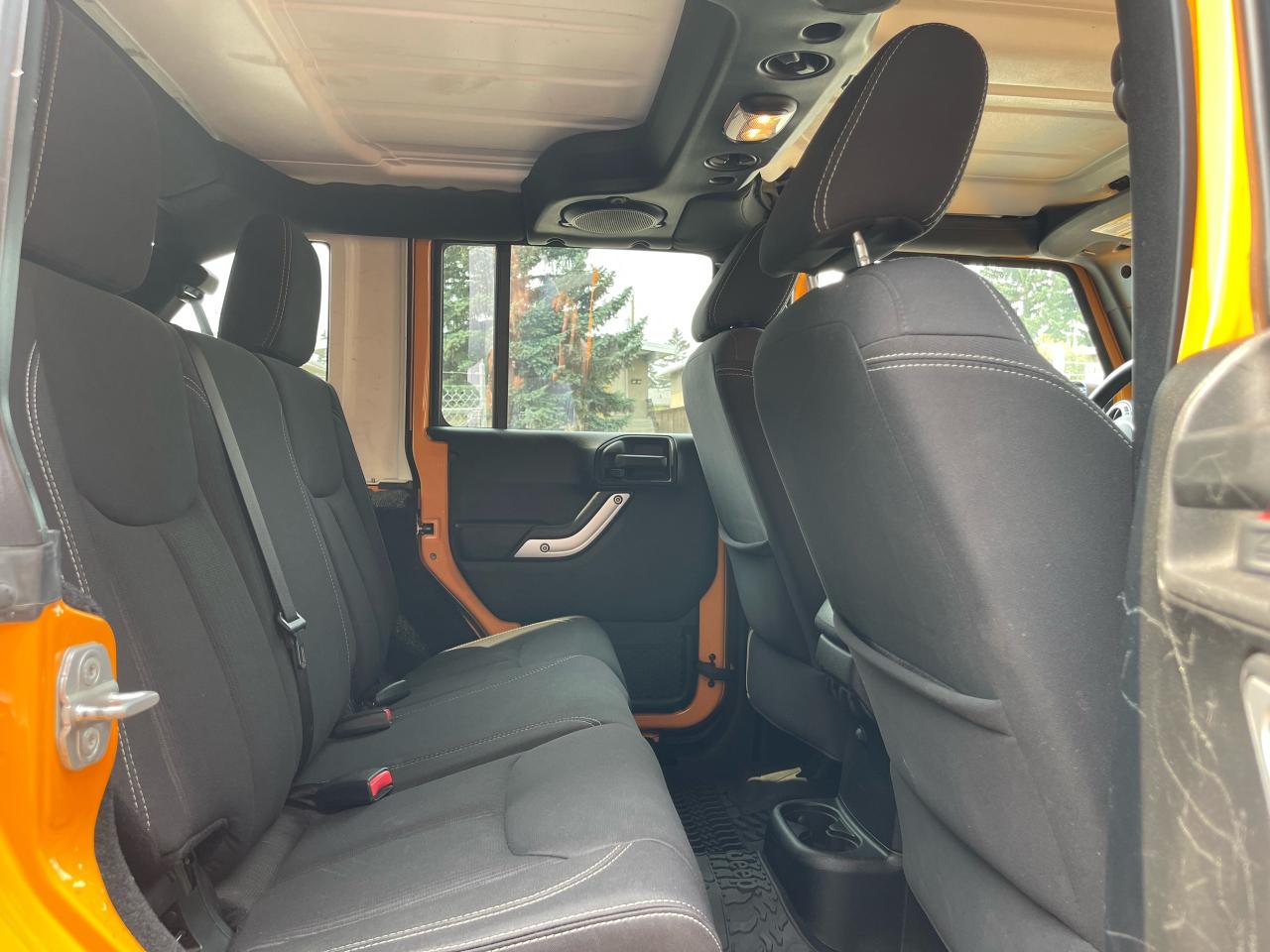 2013 Jeep Wrangler 4WD 4dr Sahara - Photo #13