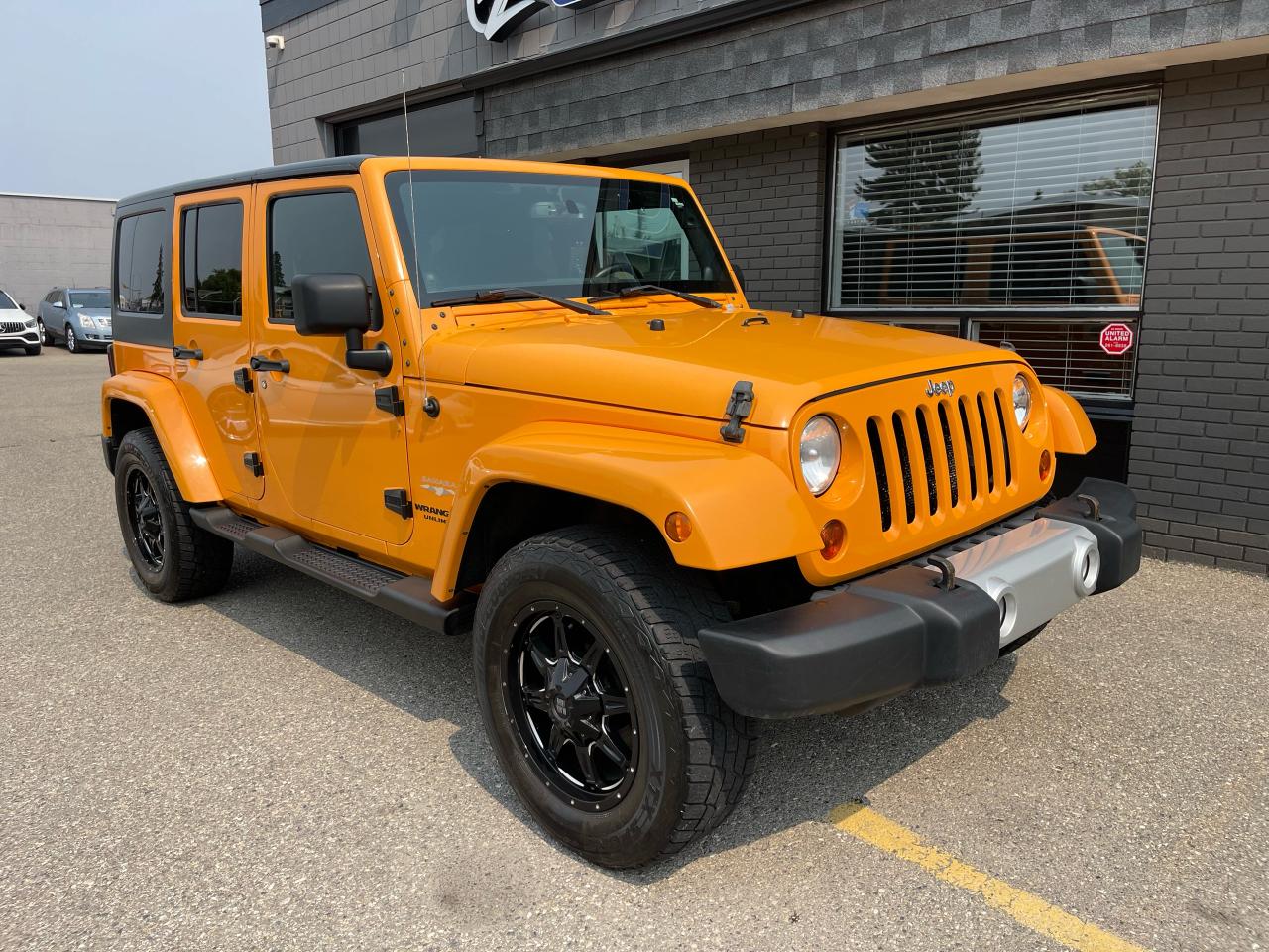 2013 Jeep Wrangler 4WD 4dr Sahara - Photo #22