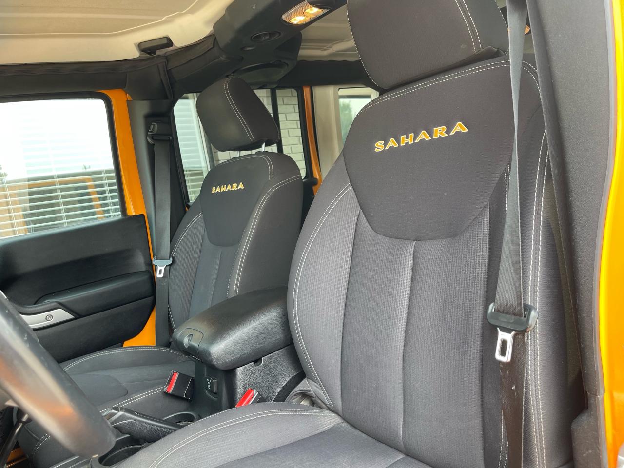 2013 Jeep Wrangler 4WD 4dr Sahara - Photo #19