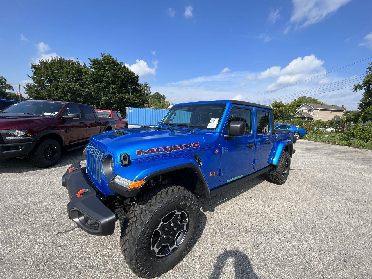 New 2023 Jeep Gladiator Mojave for sale in Sarnia, ON