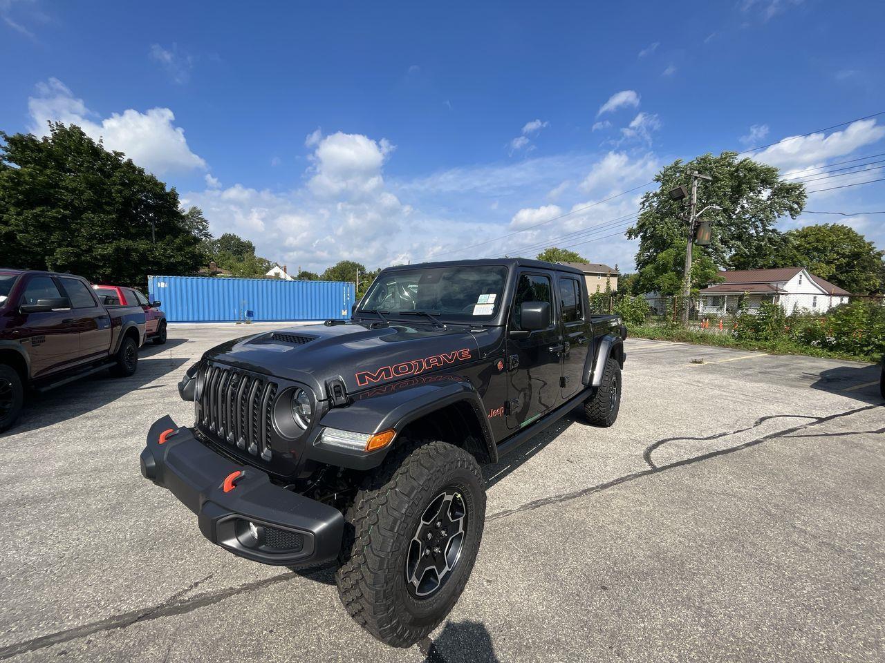 New 2023 Jeep Gladiator Mojave for sale in Sarnia, ON