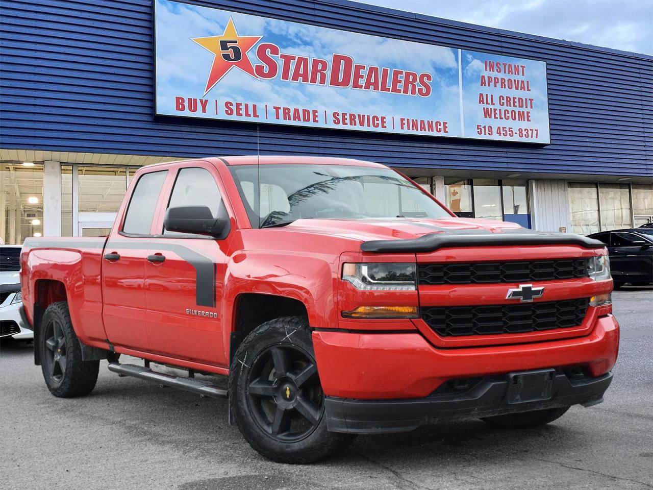 Used 2018 Chevrolet Silverado 1500 EXCELLENT CONDITION MUST SEE WE FINANCE ALL CREDIT for sale in London, ON