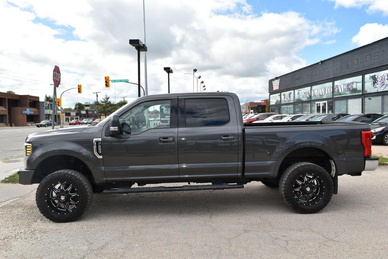 2018 Ford F-250 XLT CREW CAB - Photo #3