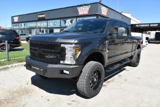 Used 2018 Ford F-250 XLT CREW CAB for sale in Winnipeg, MB