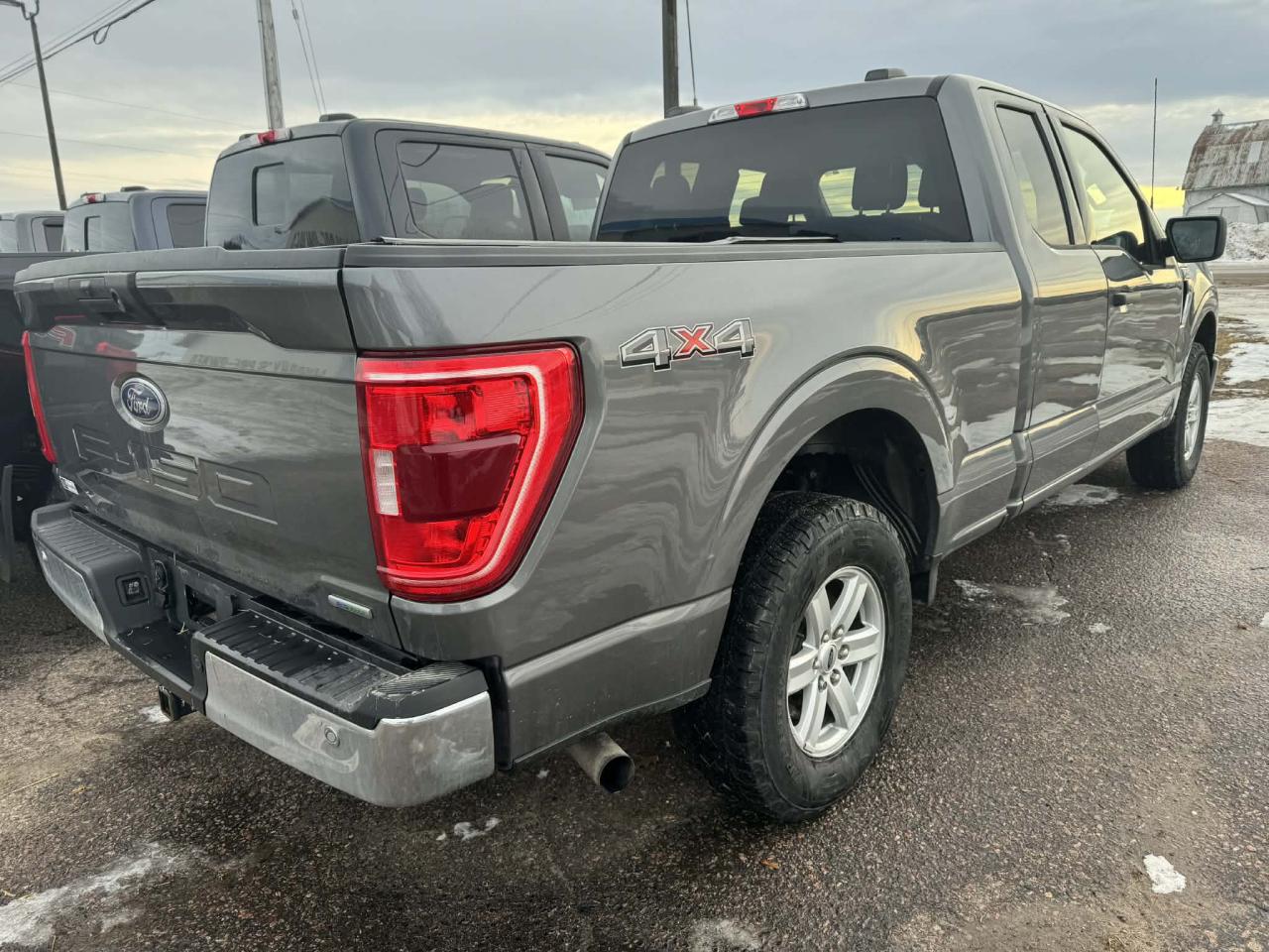 2022 Ford F-150 XLT Photo
