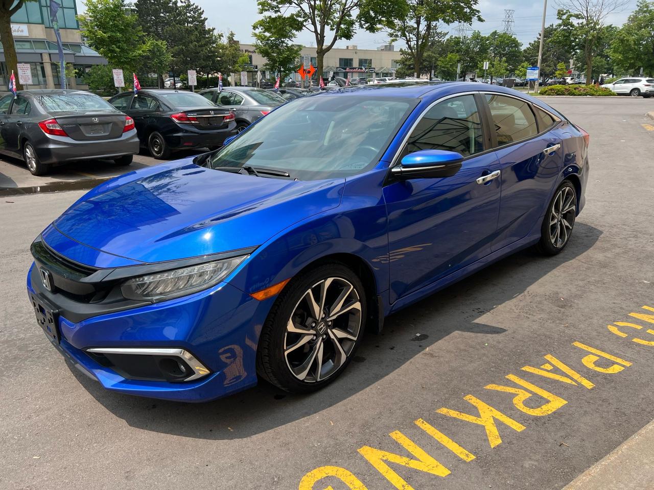 2019 Honda Civic Touring - Photo #1