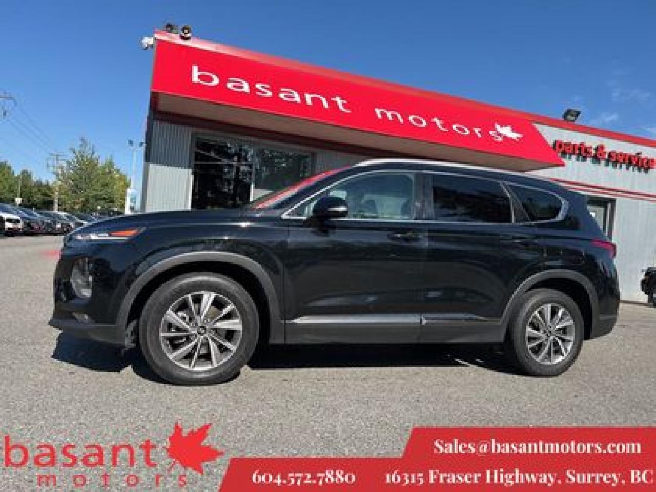 Used 2019 Hyundai Santa Fe Preferred, Backup Cam, Carplay, Heated Seats!! for sale in Surrey, BC