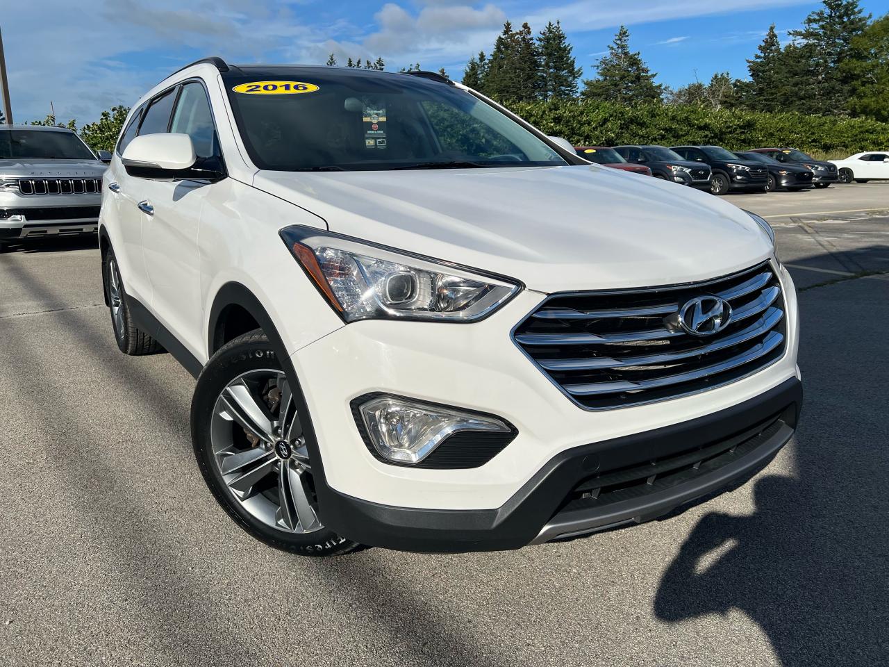 2016 Hyundai Santa Fe XL Limited Adventure Edition