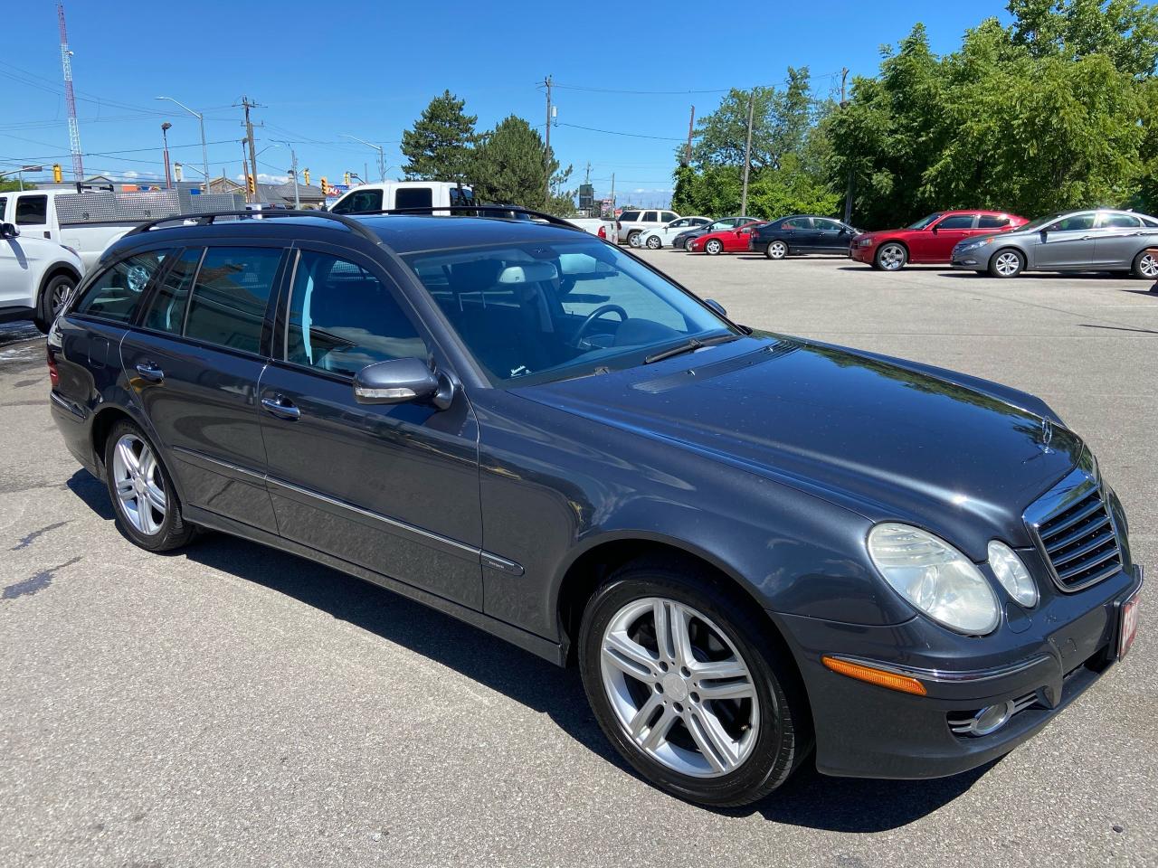 2009 Mercedes-Benz E-Class 4MATIC ** NAV, BLUETOOTH , HTD LEATH **