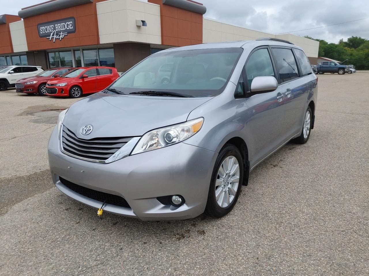 2013 Toyota Sienna 