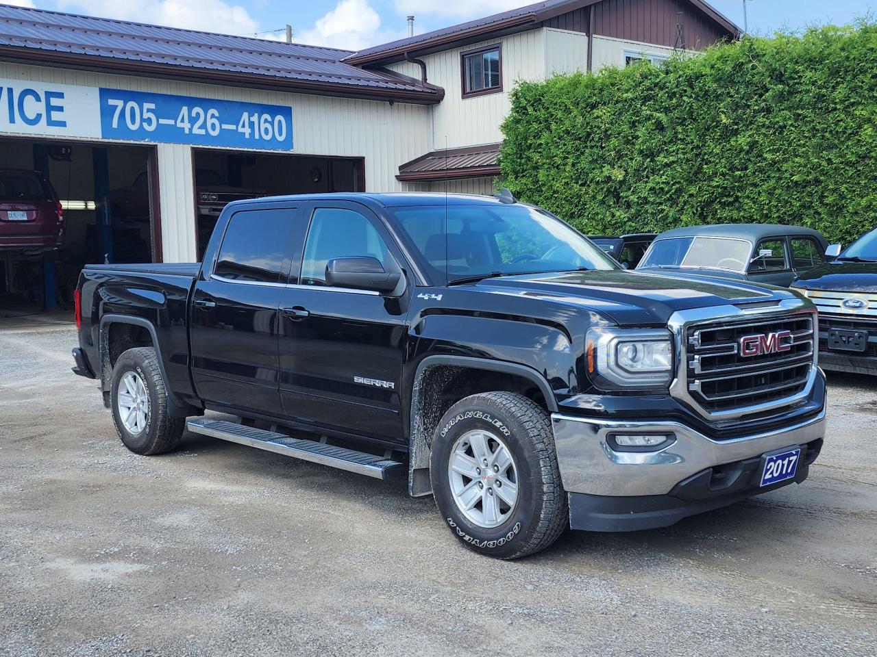 2017 GMC Sierra 1500 SLE, CREW CAB, 4X4
