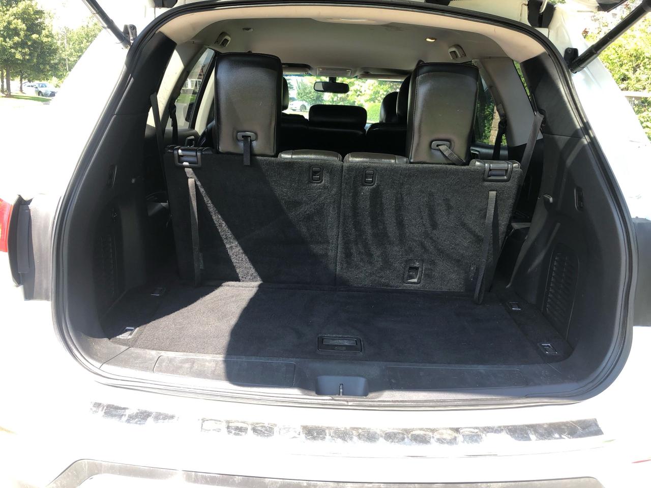 2014 Nissan Pathfinder AWD - Photo #5