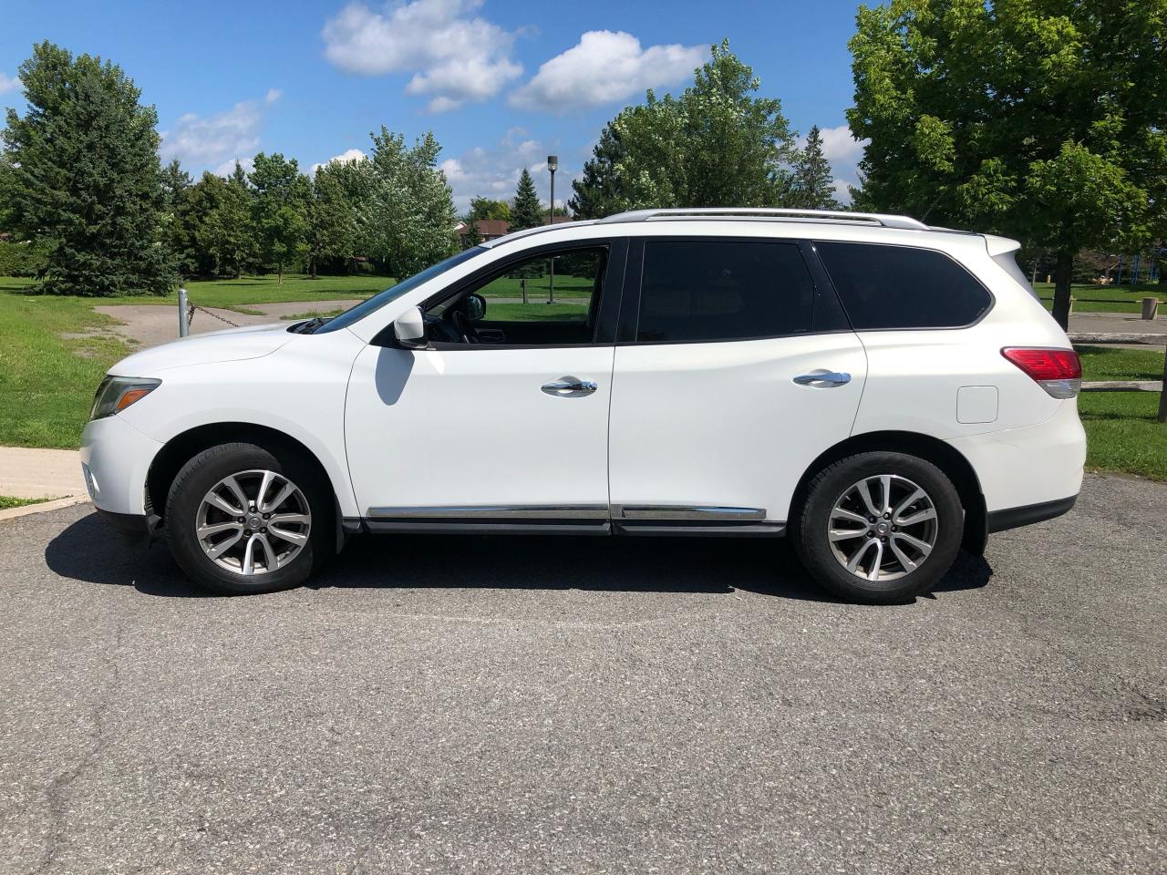2014 Nissan Pathfinder AWD