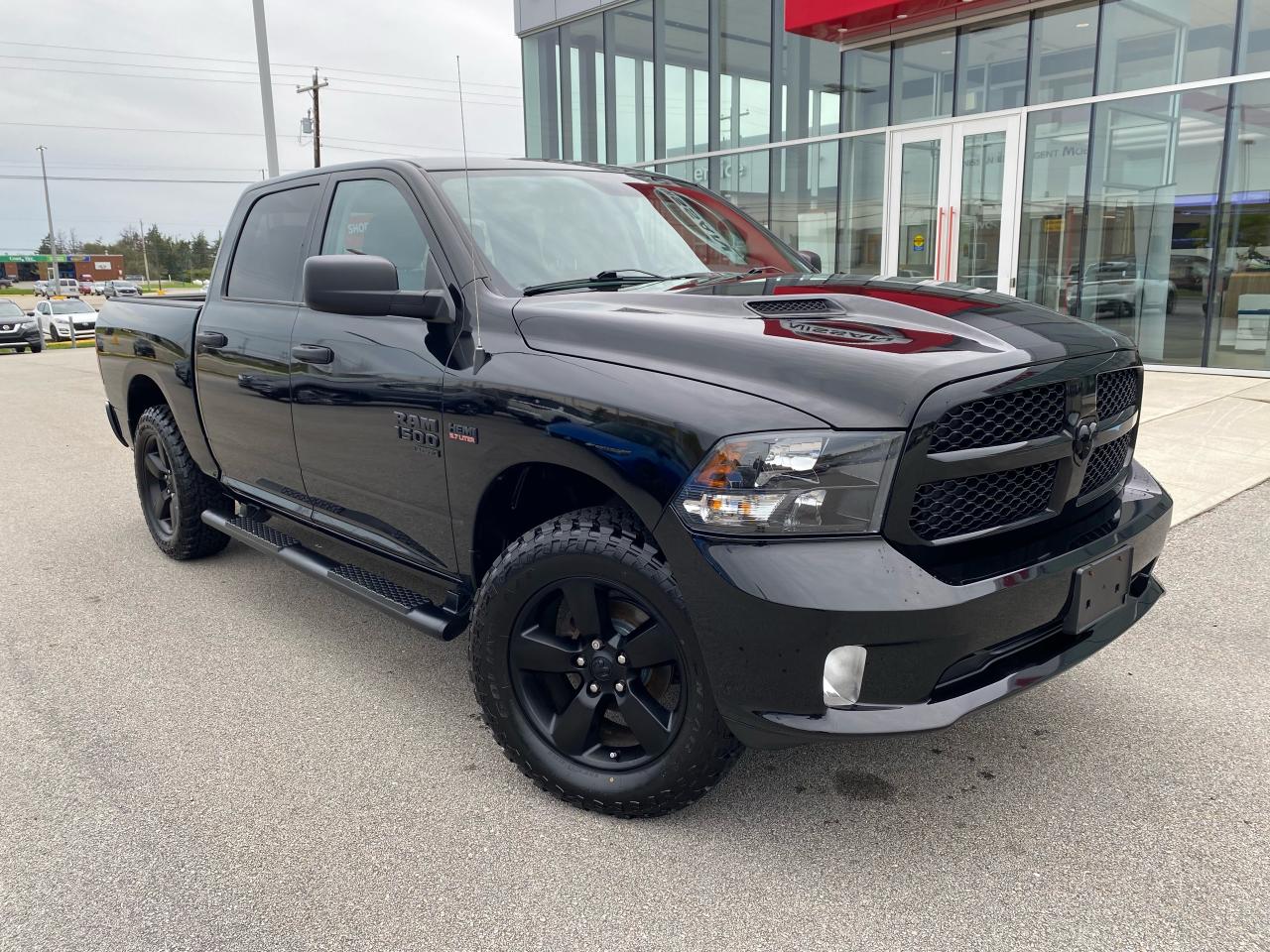 2020 RAM 1500 Classic Express Crew Cab Photo1