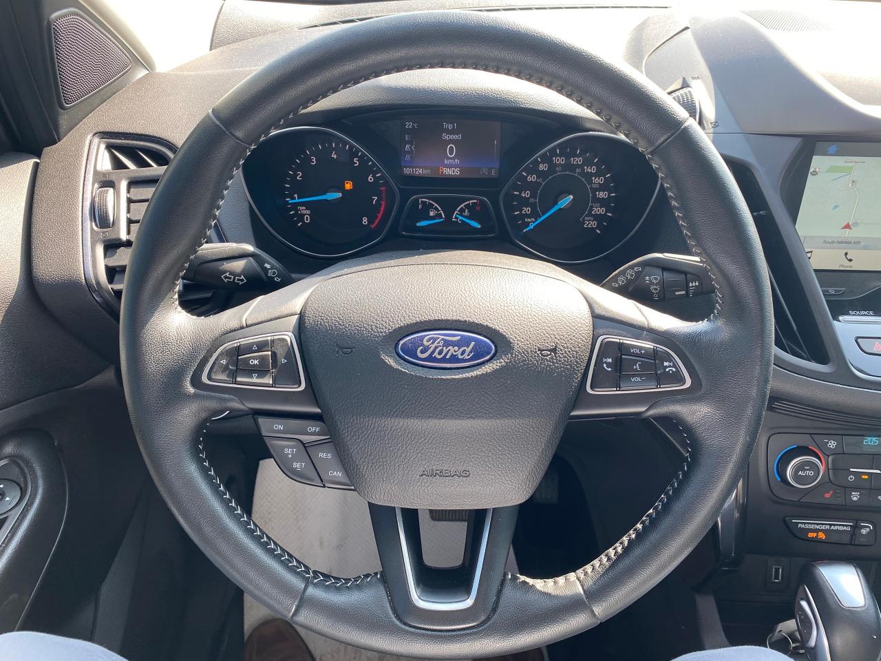 2019 Ford Escape Titanium Photo5