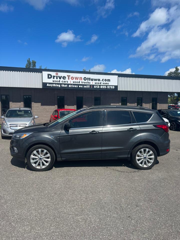 2019 Ford Escape SEL 4WD - Photo #1