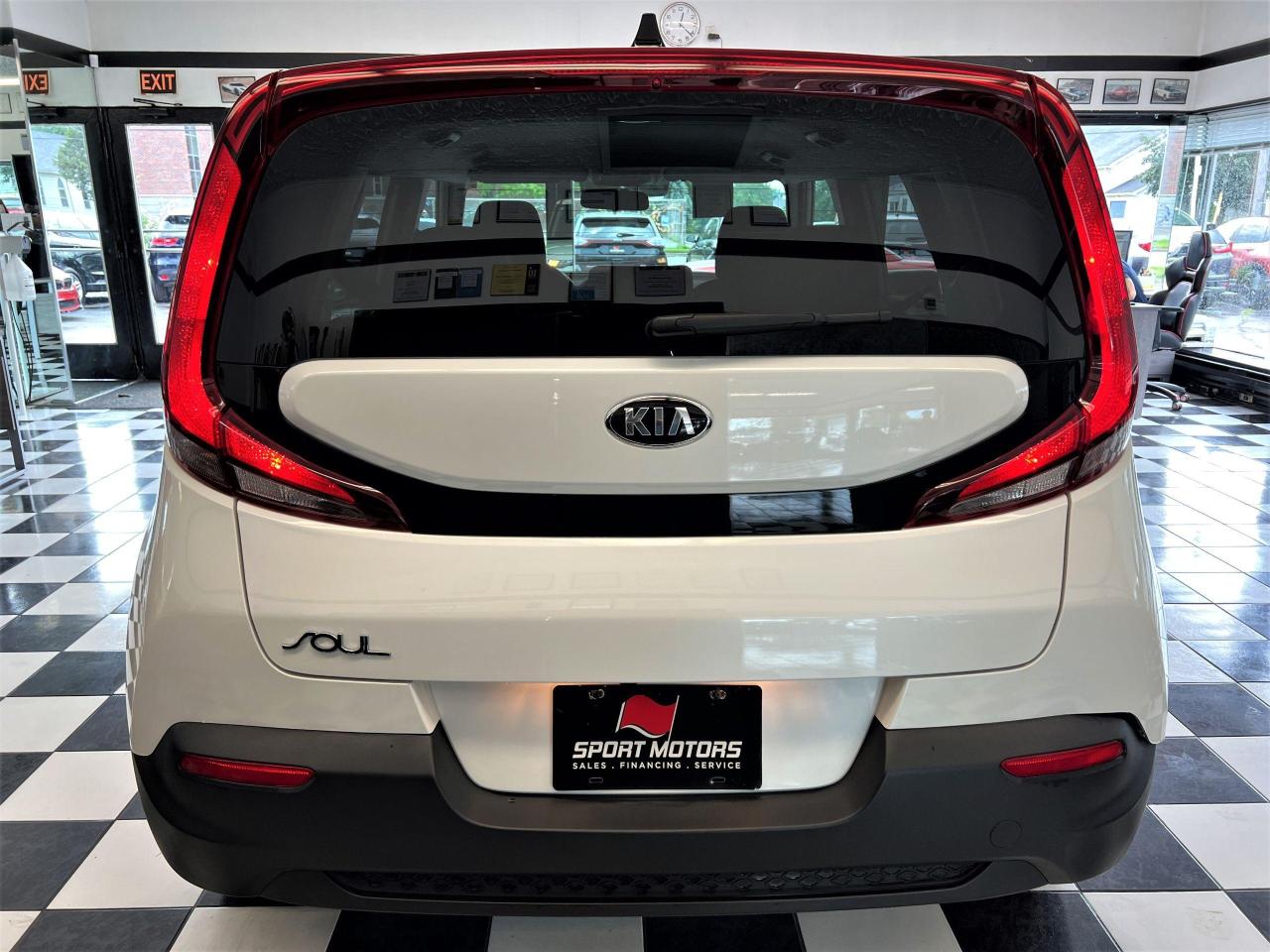 2020 Kia Soul LX+ApplePlay+Heated Seats+Camera+CLEAN CARFAX - Photo #3