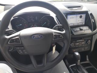 2017 Ford Escape SE AWD Large BU Cam, Htd Seats, Power Seat - Photo #13