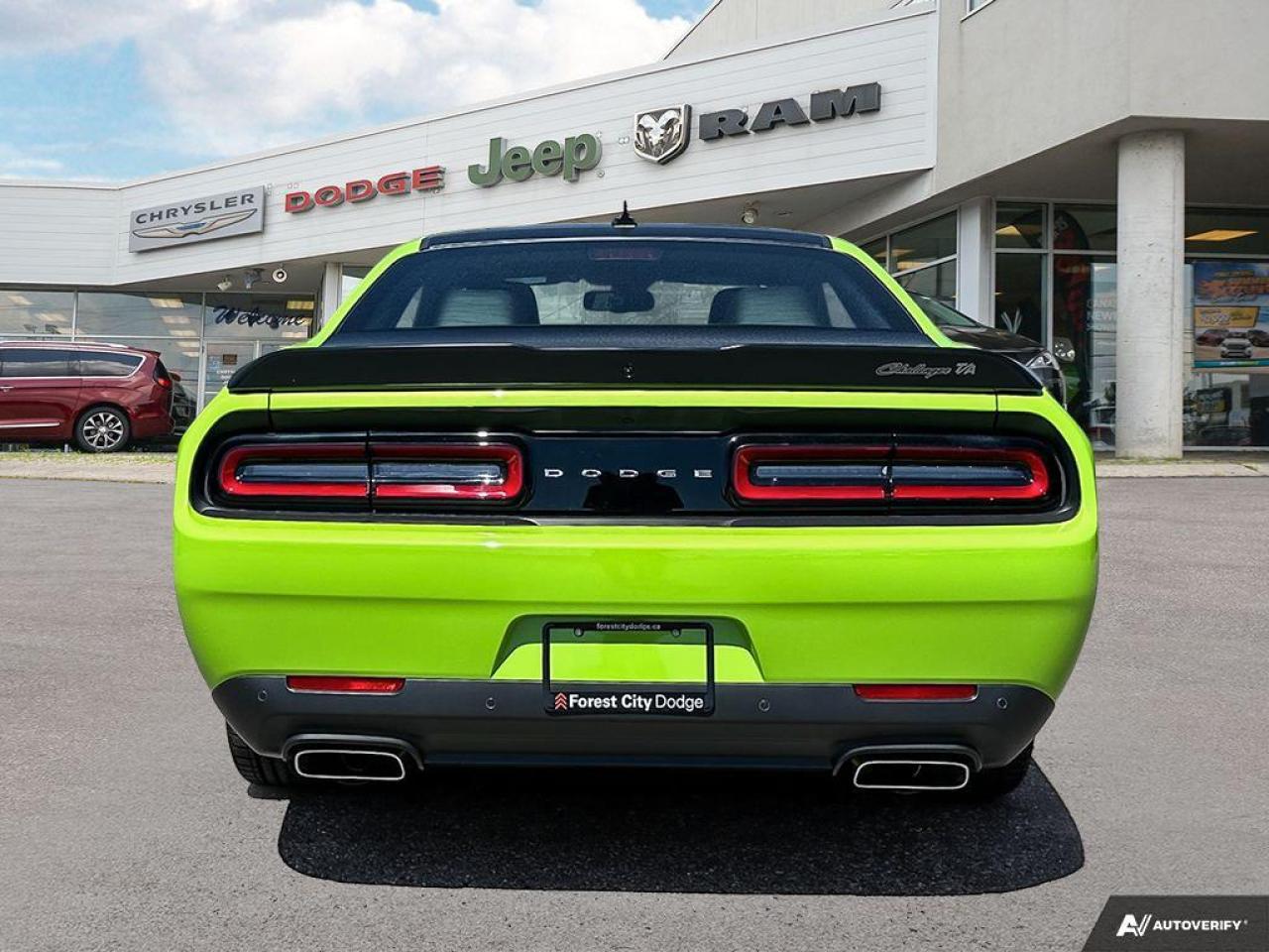 2023 Dodge Challenger R/T T/A track Challenger / Nav / Sunroof Photo3