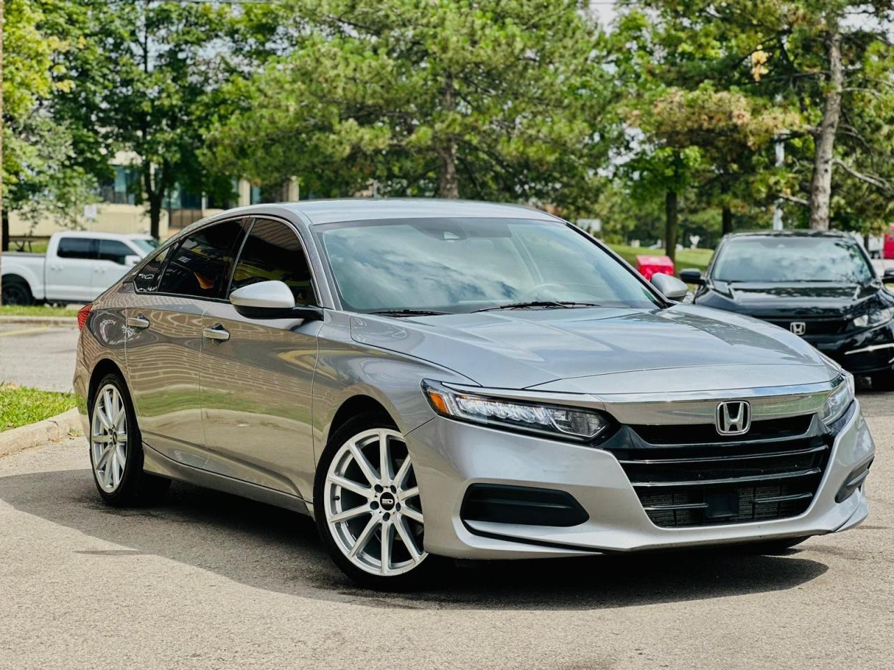 2018 Honda Accord  Photo2