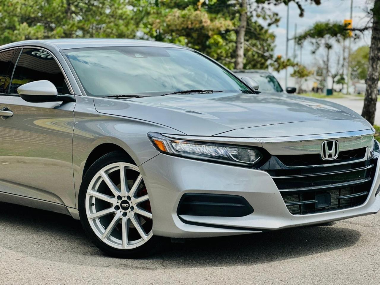 2018 Honda Accord  Photo3
