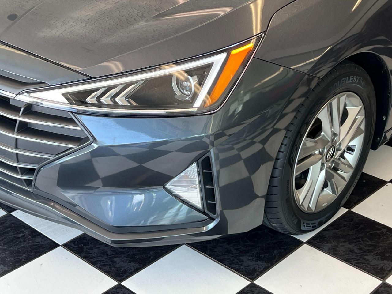 2019 Hyundai Elantra Sun & Safety+Roof+New Tires+ApplePlay+Blind Spot Photo103