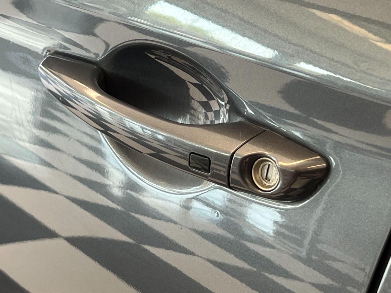 2019 Hyundai Elantra Sun & Safety+Roof+New Tires+ApplePlay+Blind Spot Photo122