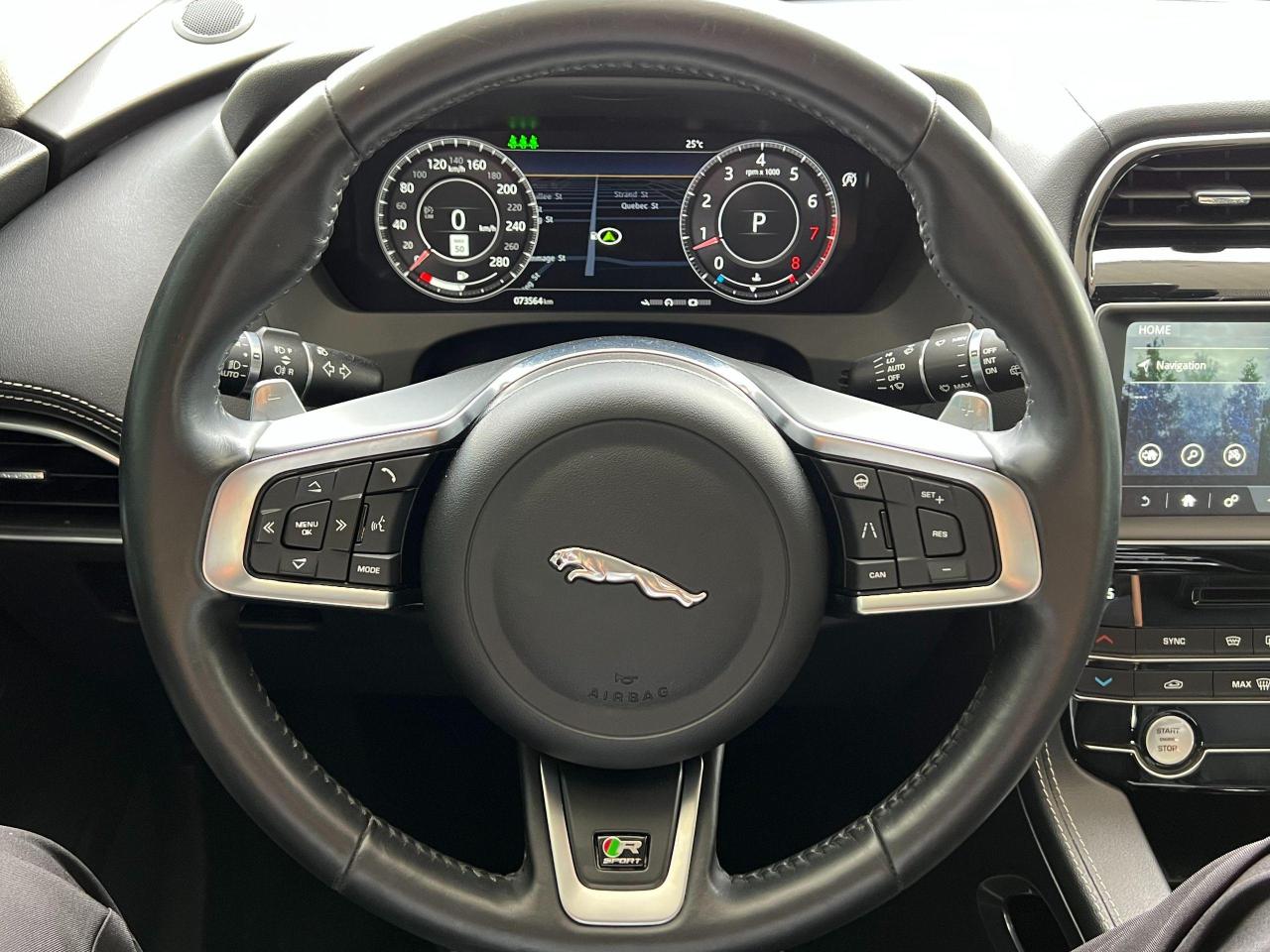 2020 Jaguar F-PACE 30t AWD+R-SPORT+New Tires+Roof+CLEAN CARFAX Photo85