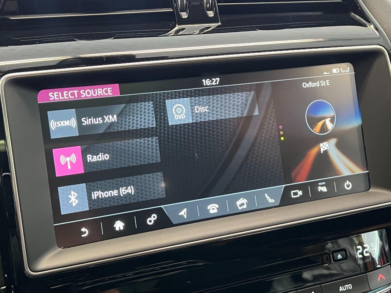 2020 Jaguar F-PACE 30t AWD+R-SPORT+New Tires+Roof+CLEAN CARFAX - Photo #35
