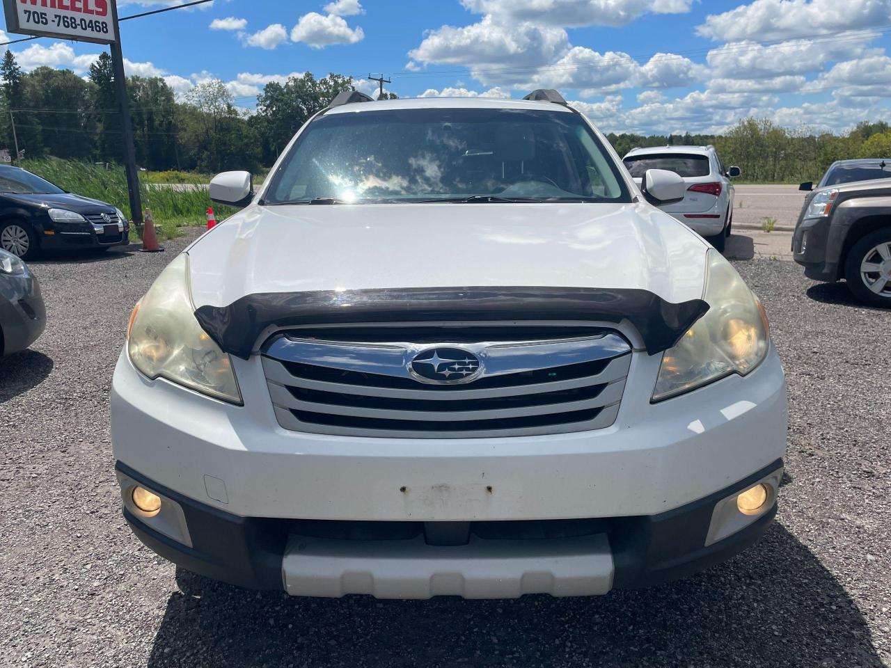 2010 Subaru Outback  - Photo #2