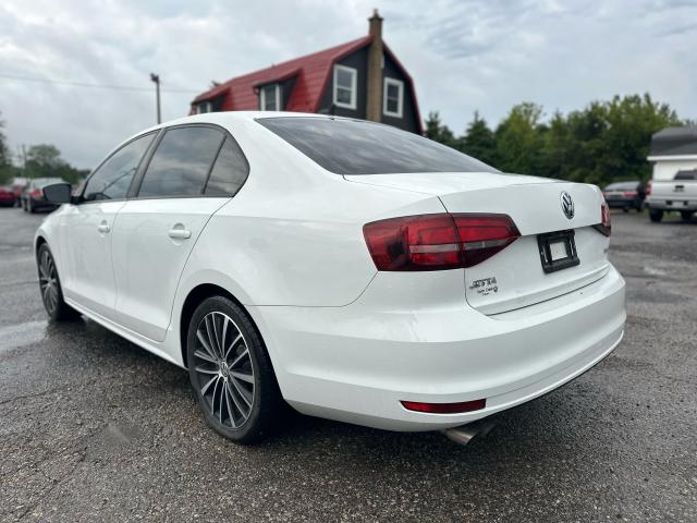 2017 Volkswagen Jetta Trendline S Photo5