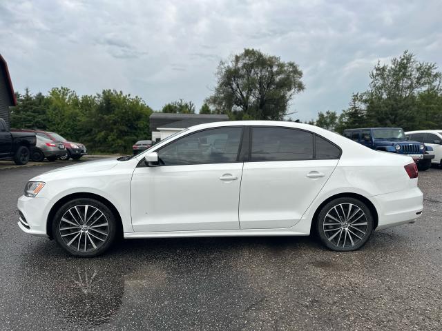 2017 Volkswagen Jetta Trendline S Photo6