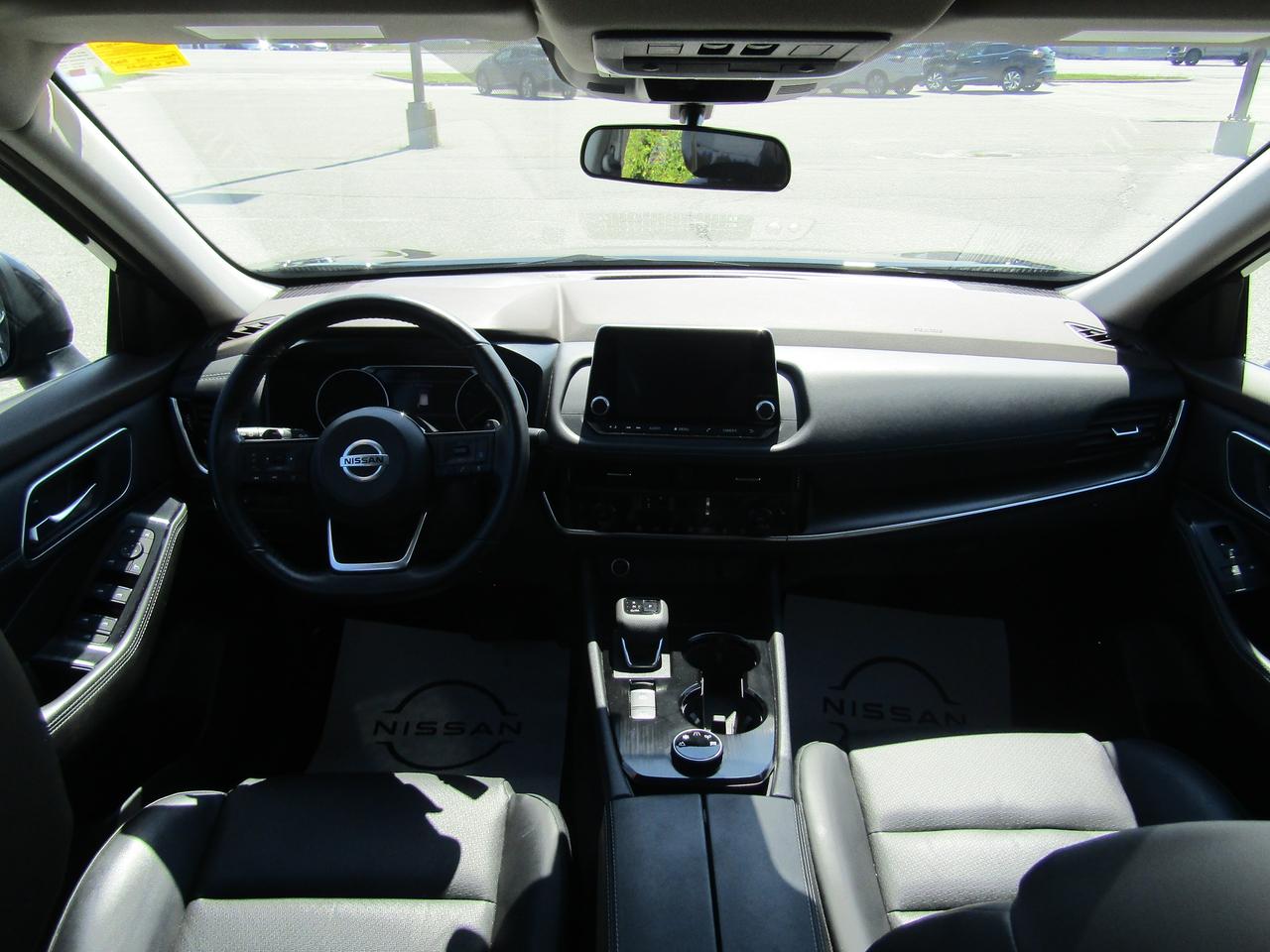 2021 Nissan Rogue SV PLATINUM Photo