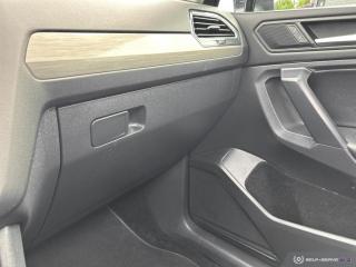 2021 Volkswagen Tiguan COMFORTLINE / AWD / LEATHER / NO ACCIDENTS - Photo #18