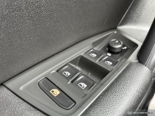 2021 Volkswagen Tiguan COMFORTLINE / AWD / LEATHER / NO ACCIDENTS - Photo #21