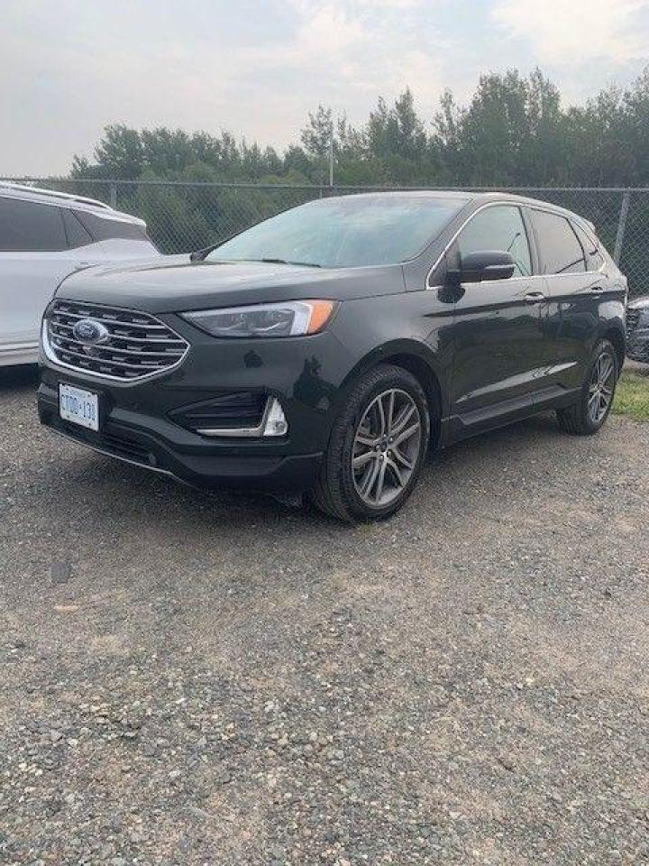 2022 Ford Edge Titanium AWD - Photo #1