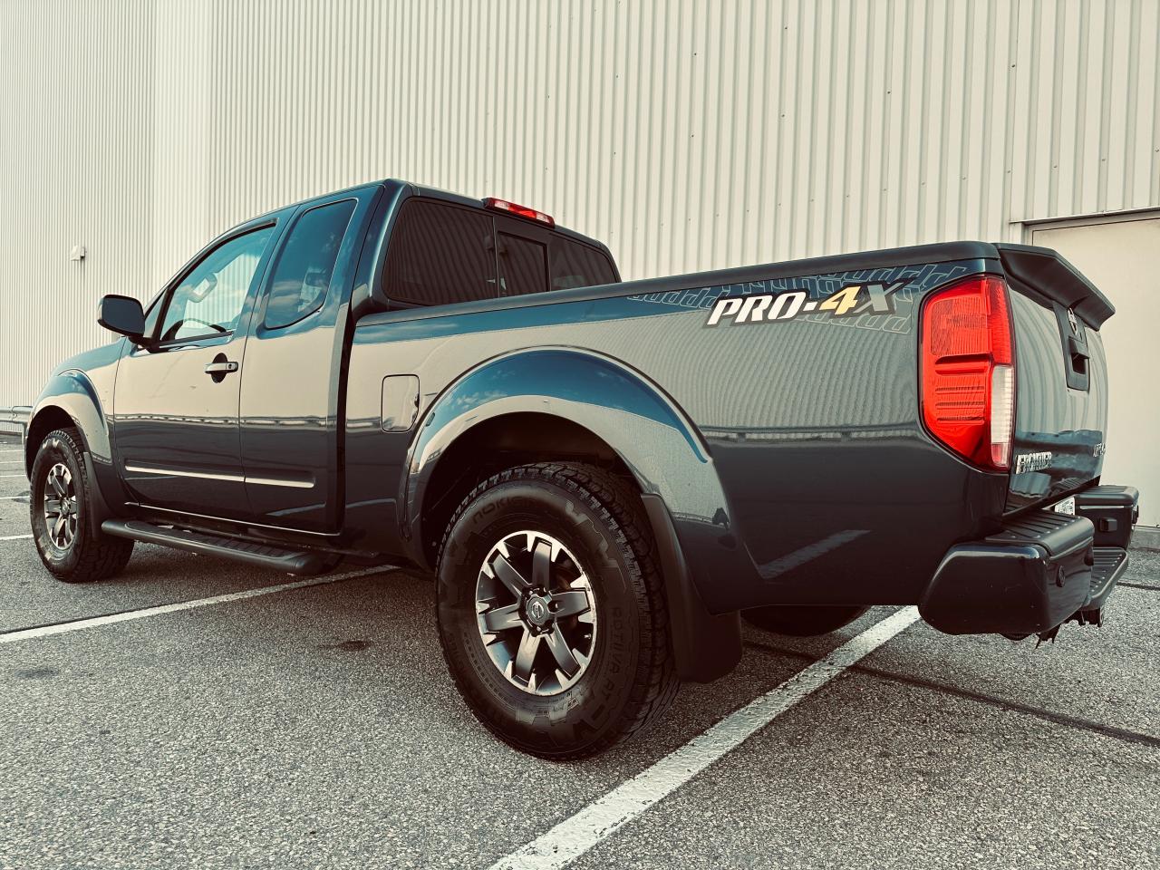 2015 Nissan Frontier PRO 4X SHORT BOX 4WD