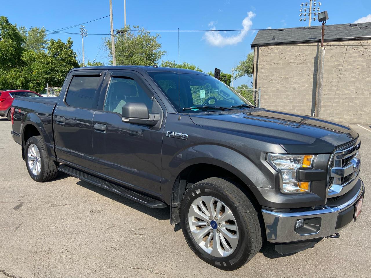 2016 Ford F-150 XLT ** 4X4, NAV, BACK CAM, BLUETOOTH **