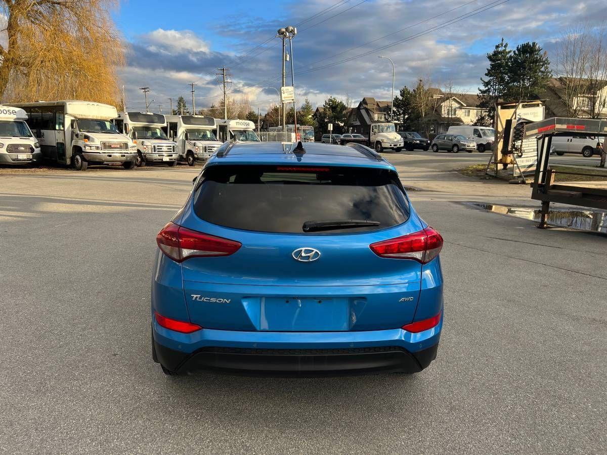 2017 Hyundai Tucson AWD 4DR 2.0L LUXURY - Photo #10