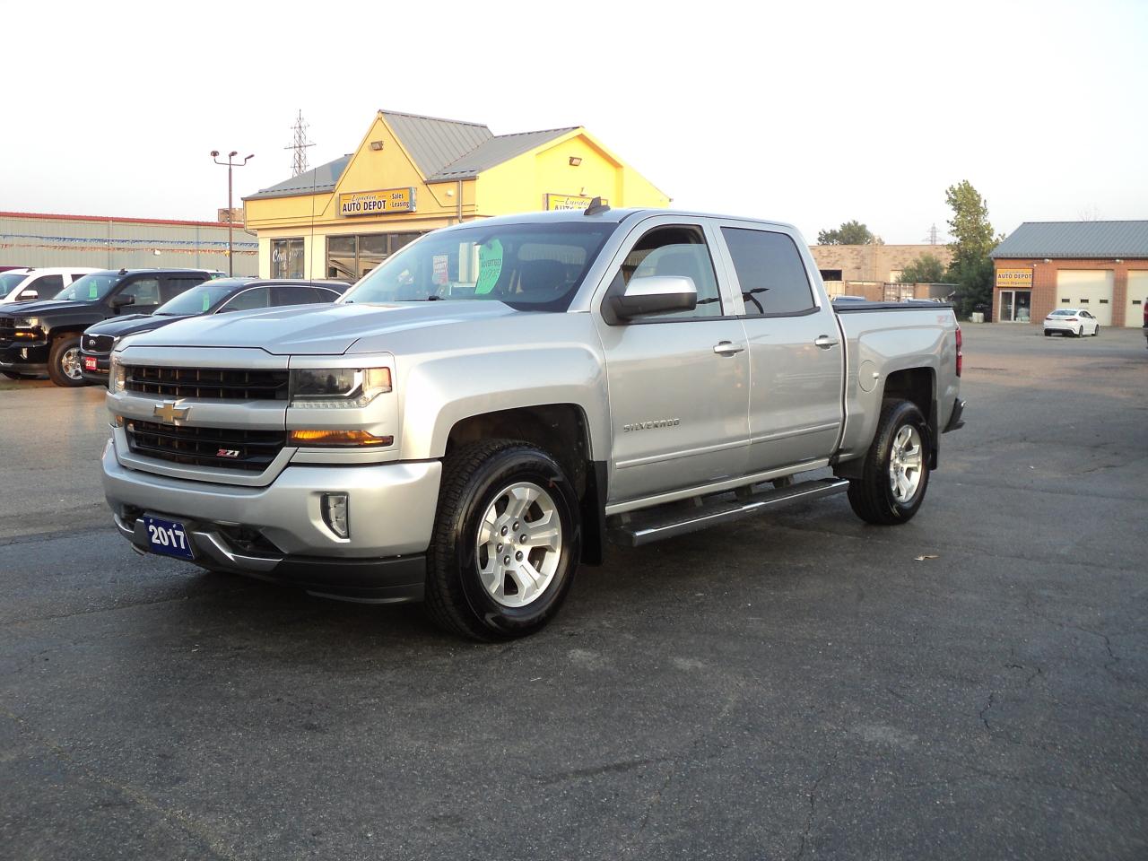 2017 Chevrolet Silverado 1500 LT CrewCab 4x4 Z71 5.3L 5.5ftBox HeatedSeats