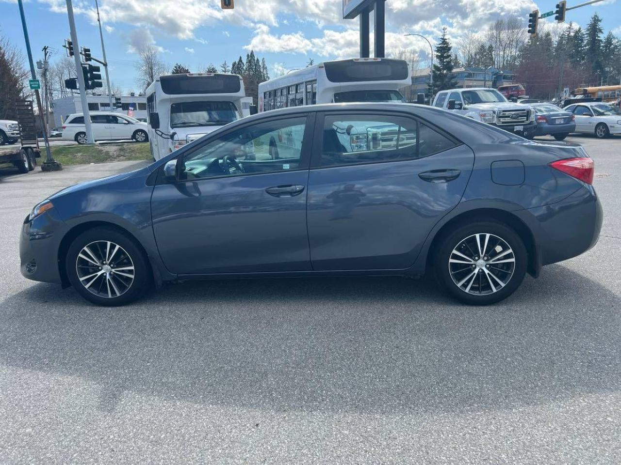 2019 Toyota Corolla LE CVT - Photo #6