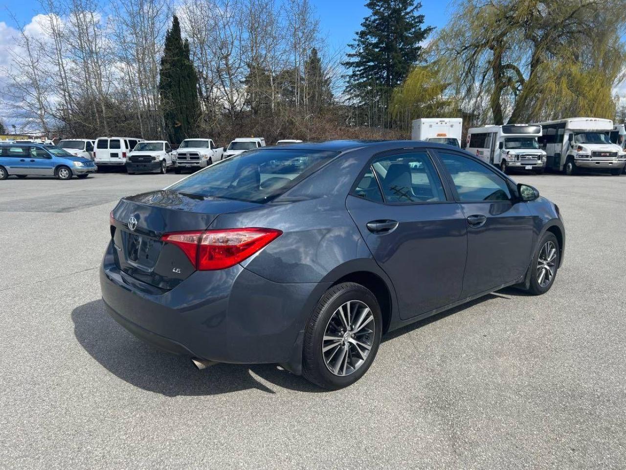 2019 Toyota Corolla LE CVT - Photo #9