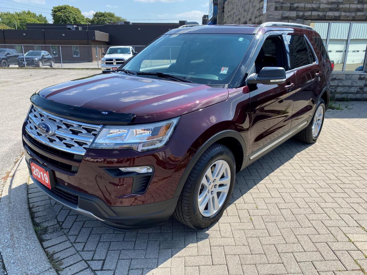 Used 2019 Ford Explorer XLT for sale in Sarnia, ON