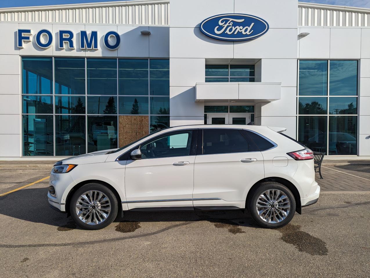 Image - 2024 Ford Edge Titanium