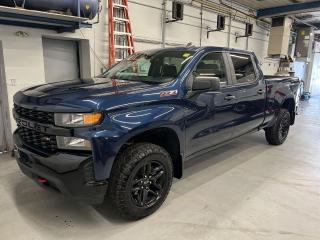 6.2L V8!! CUSTOM TRAIL BOSS 4X4 CREW CAB W/ Z71 PKG, REMOTE START, 18-IN ALLOYS, APPLE CARPLAY, ANDROID AUTO AND BACKUP CAMERA!! Tow package, air conditioning, 6-foot 7-inch box w/ spray-in bedliner, full power group, auto headlights, cruise control and Sirius XM!