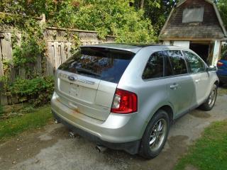 2011 Ford Edge 4dr Limited AWD - Photo #4