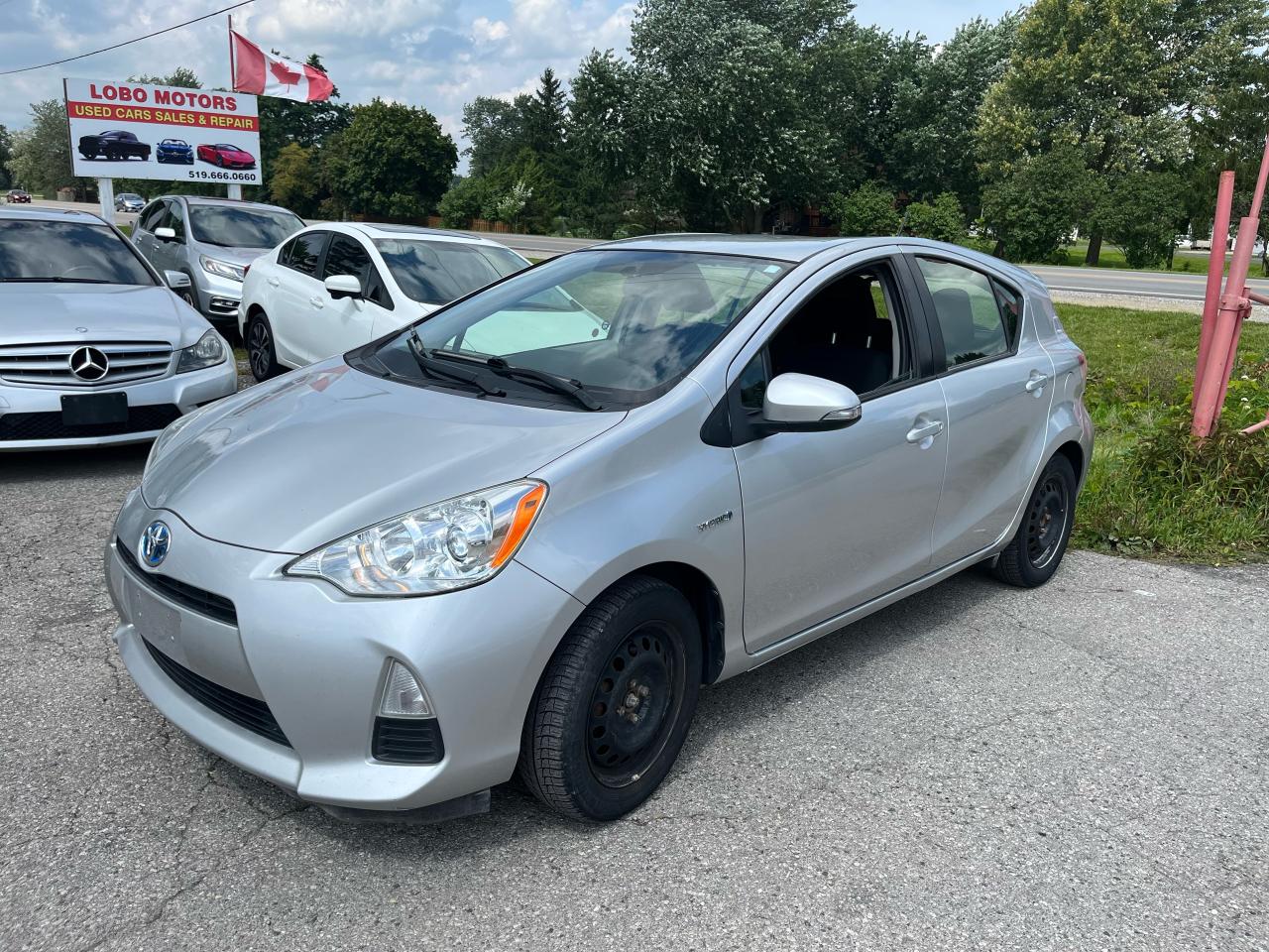 2014 Toyota Prius c Hybird - Photo #1