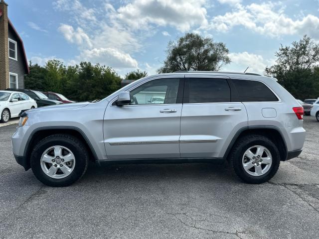 2011 Jeep Grand Cherokee Laredo Certified AWD Photo6