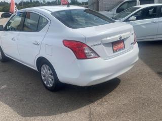 2012 Nissan Versa  - Photo #2