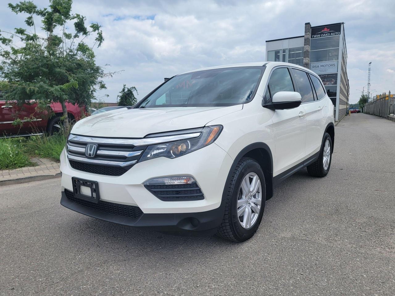 2018 Honda Pilot LX AWD - Photo #1